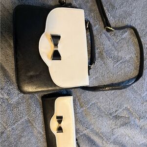 Black & Cream Bow Accent Crossbody Bag by